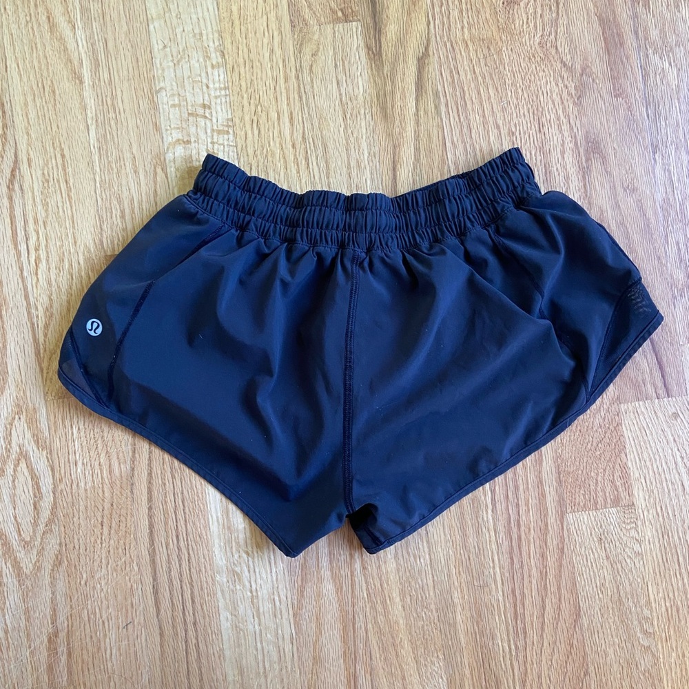 Women’s black size 6 Lululemon shorts